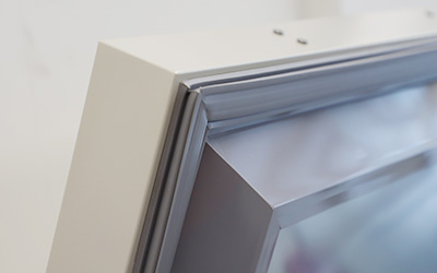 -86°C Congelador de temperatura ultra baixa horizontal detalhe - Excelente vedação da porta, que oferece proteção máxima contra intrusão térmica.