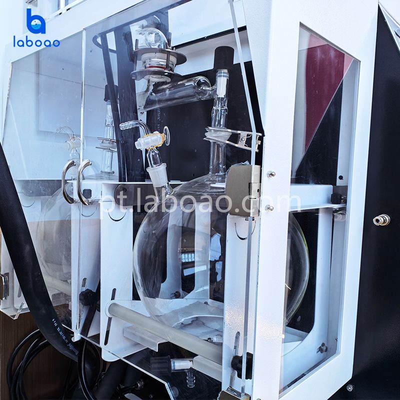 Evaporador Rotativo com Dispositivo de Proteção e Enchimento e Drenagem Automáticos